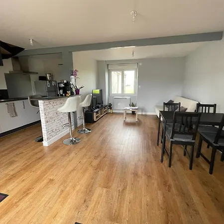 Maison De 2 Proche A11 Ancenis, Logis Du Chateau Rouge Mésanger